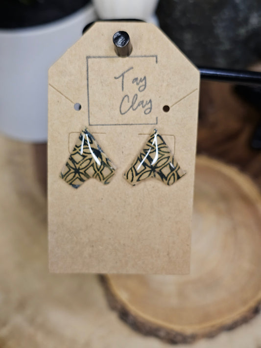 Lila Stud Earrings